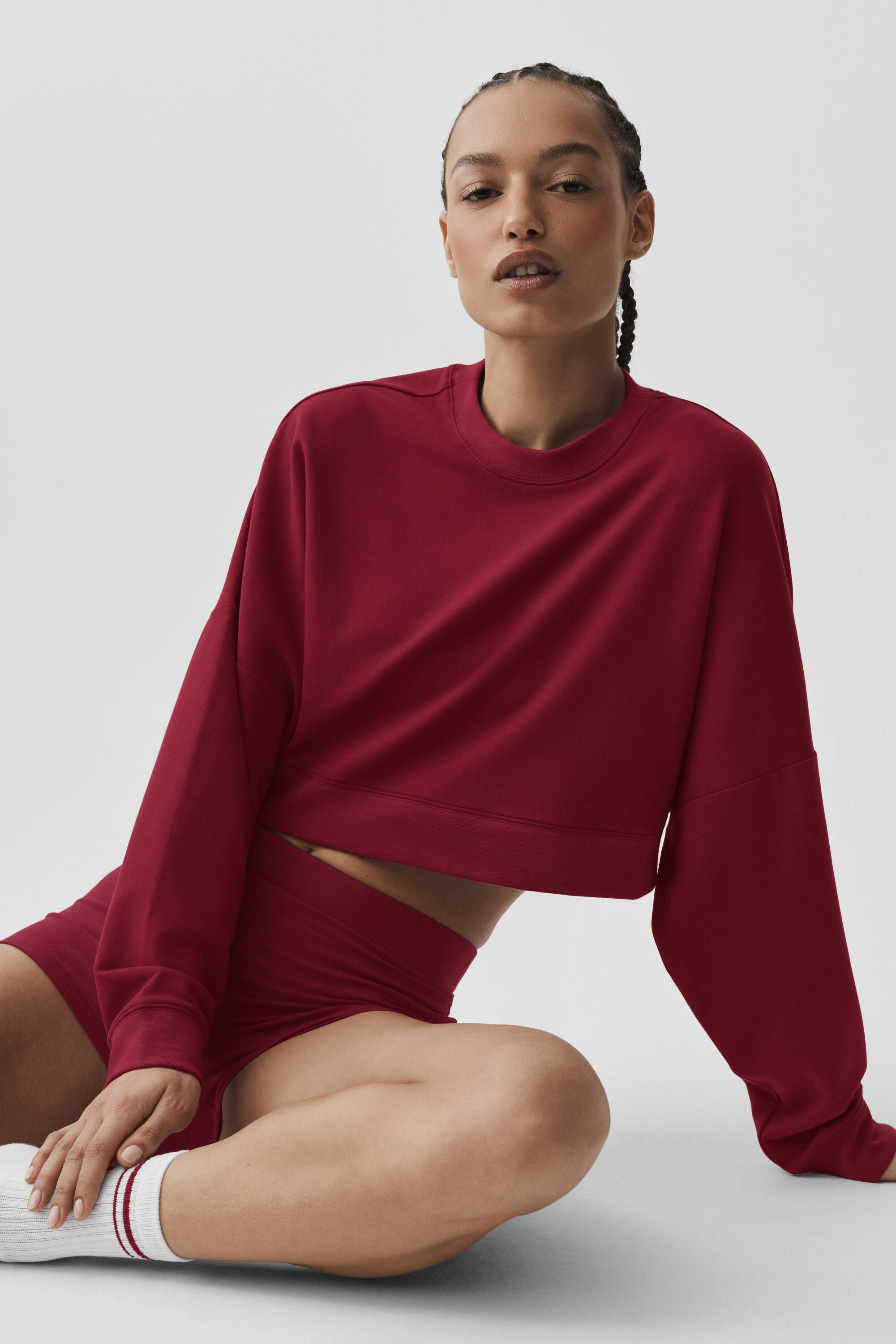 ALO YOGA - Cropped Sway Crew Neck Pullover - Summer Romance Red