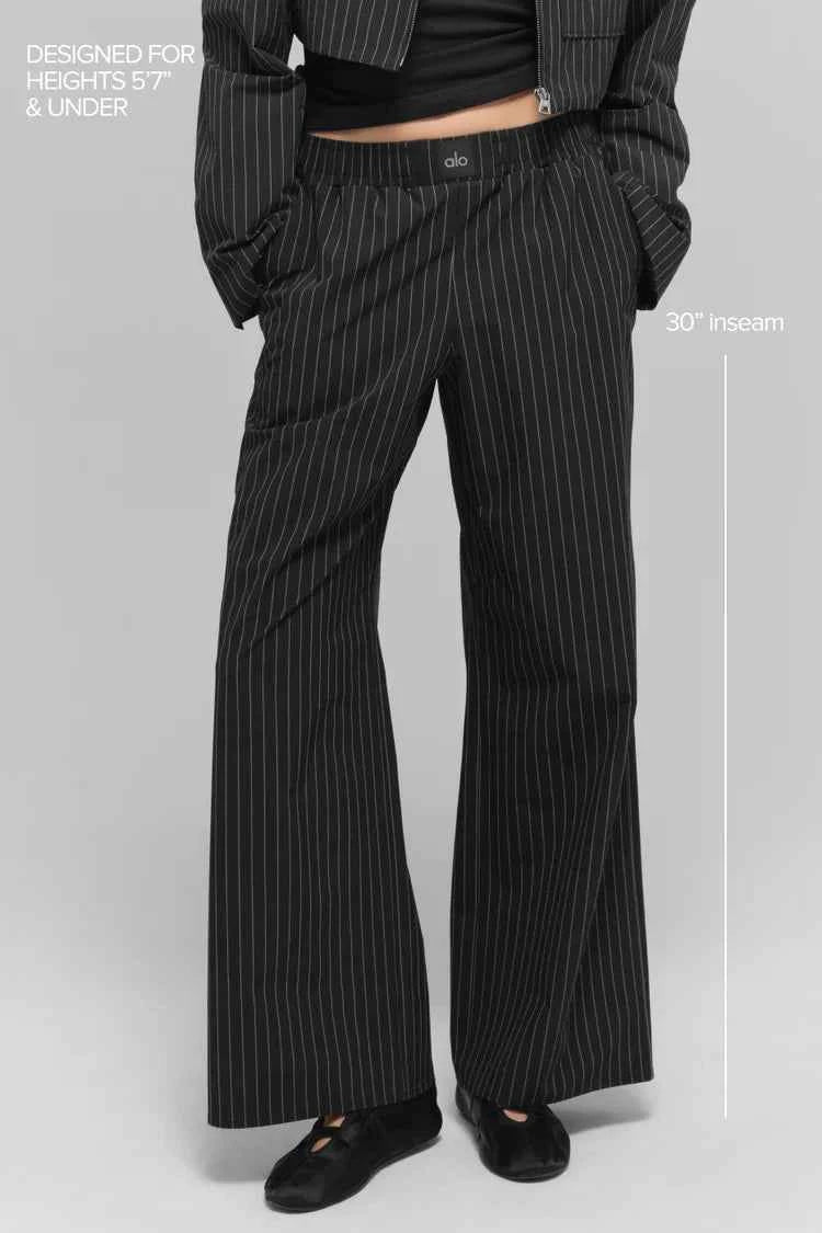 ALO YOGA - Pinstripe Daylight Boxer Pant (Regular)