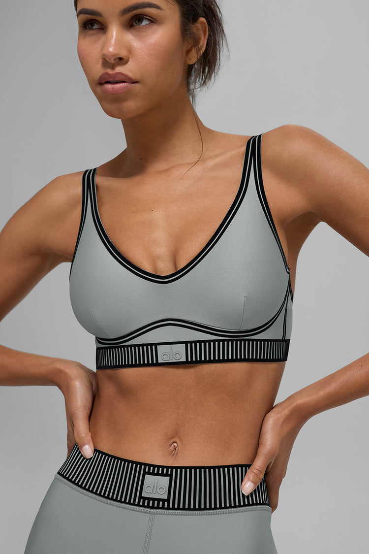Alo Yoga - Airlift Line Up Bra
