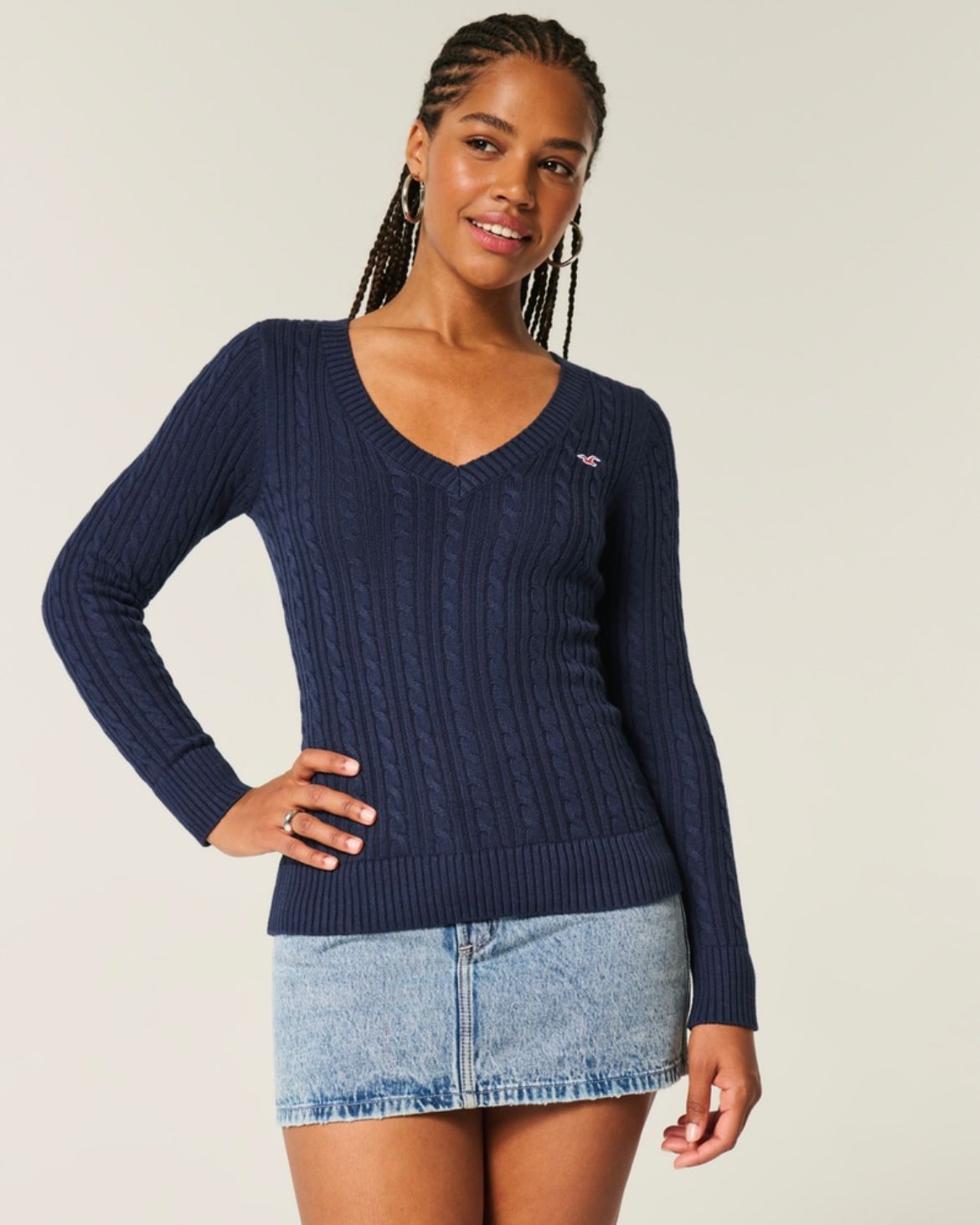 Hollister - Cable-Kint Icon V-Neck Sweater