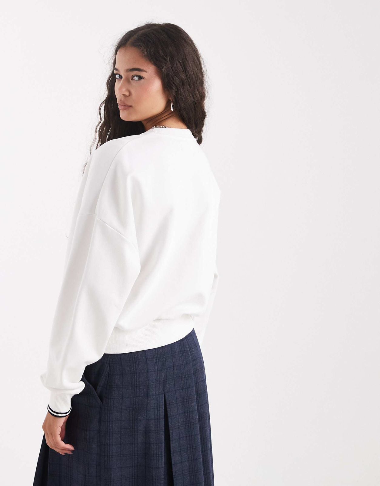 Fred Perry - Tipped Sweatshirt In White