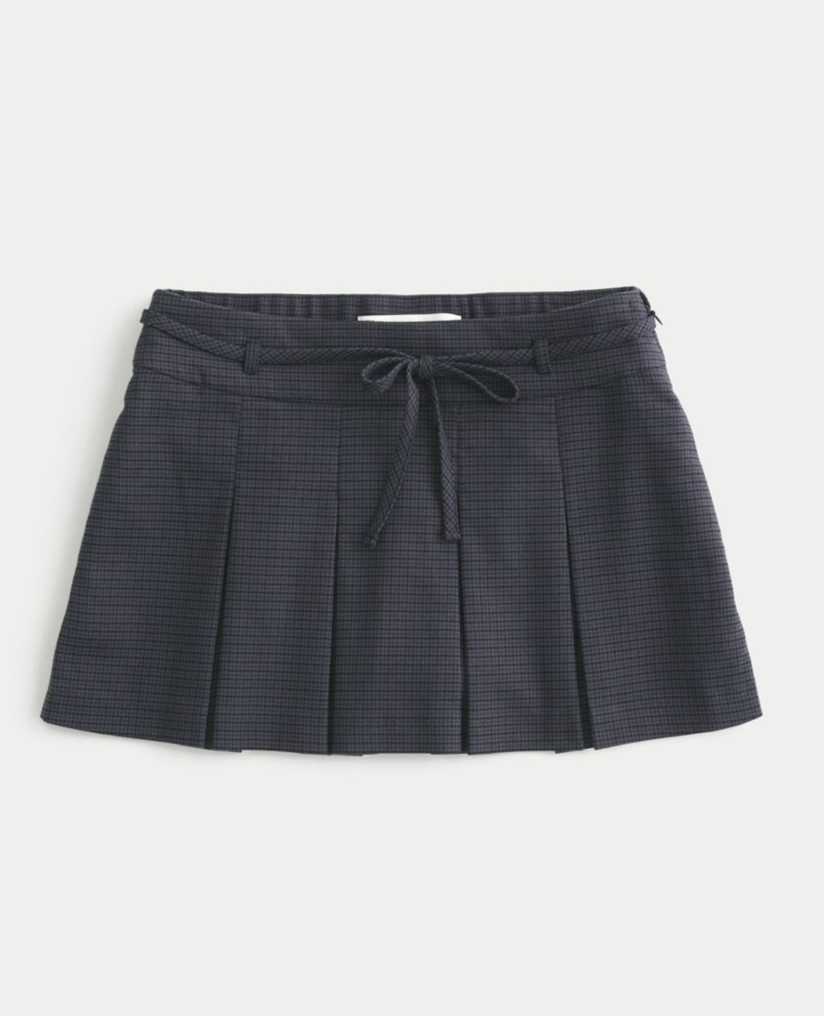 Hollister -Mid-Rise Pleated Mini Skort