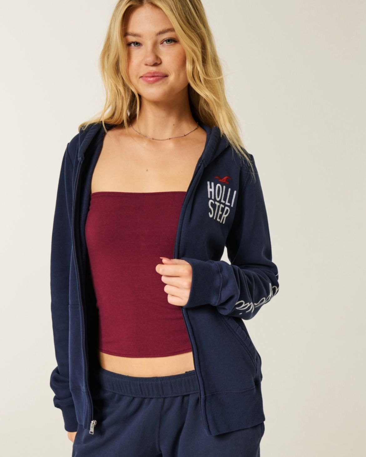 Hollister - Logo Graphic Zip-Up Hoodie