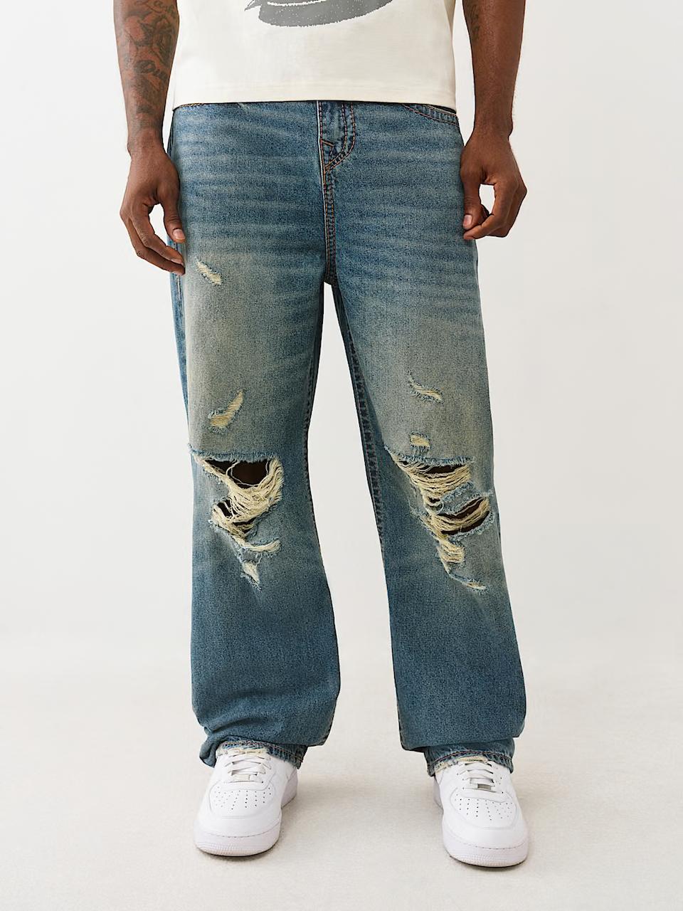 TRUE RELIGION - DISTRESSED BIG T SKATE JEAN
