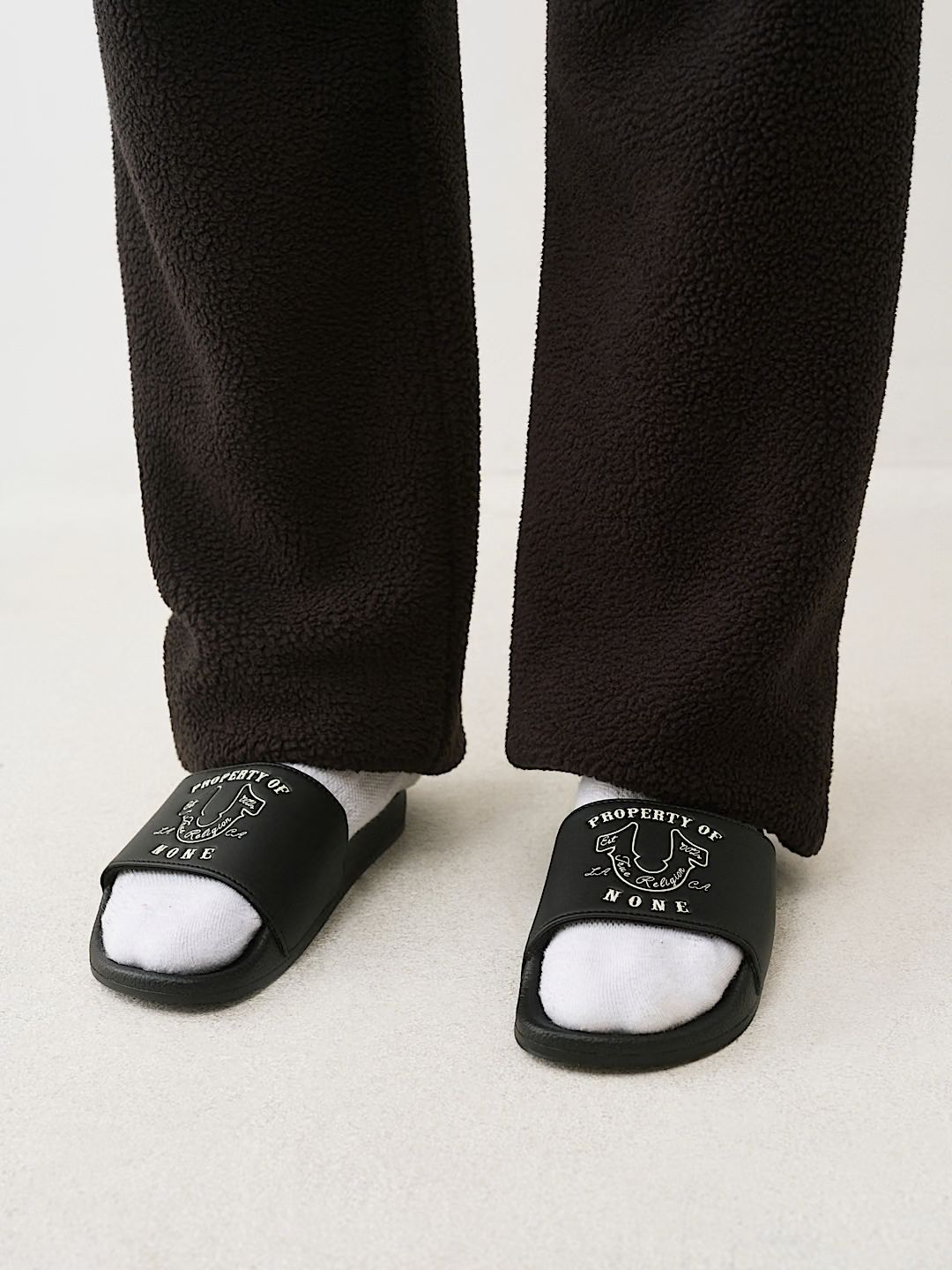 True Religion - Property Of Non Horseshoe Slide