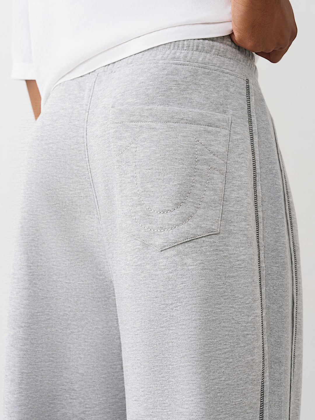 TRUE RELIGION - RIBBED LOGO BAGGY SWEATPANT