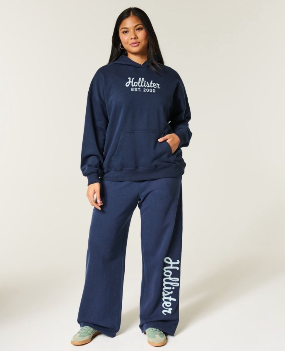 Hollister - Hollister Feel Good Oversized Logo Graphic Hoodie - Brandatak Store