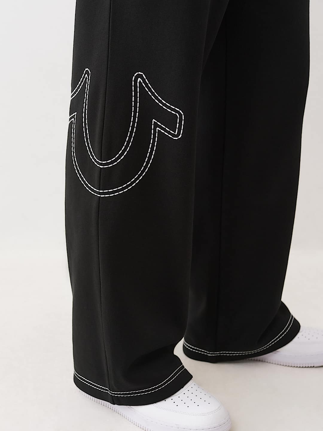 TRUE RELIGION - Baggy Big T Sweatpant IMMEDIATE