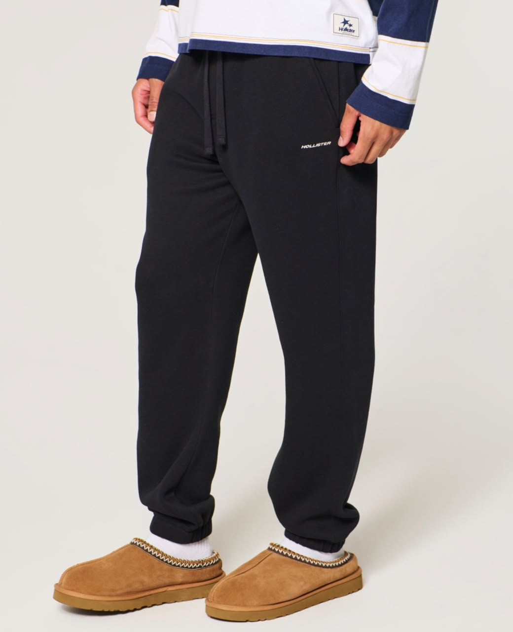 Hollister - Relaxed Cinch Fleece Logo Joggers