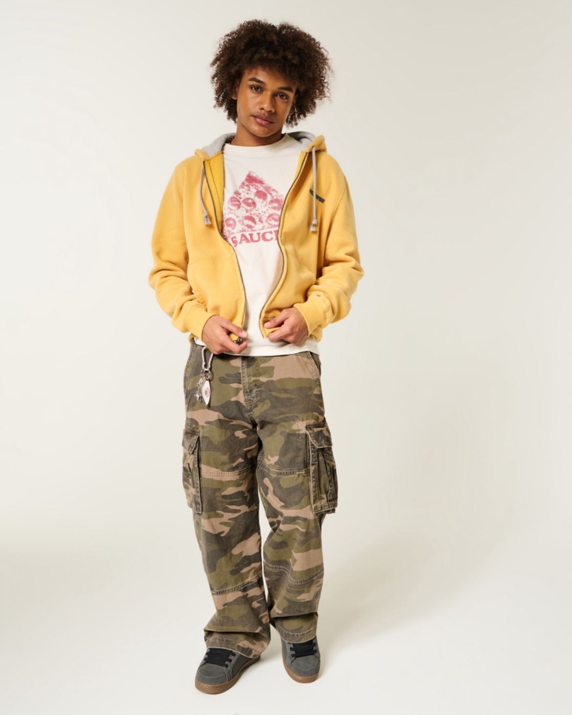 Hollister - Super Baggy Cargo Pants