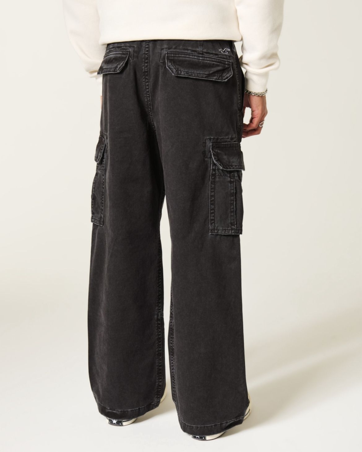 Hollister - Super Baggy Cargo Pants