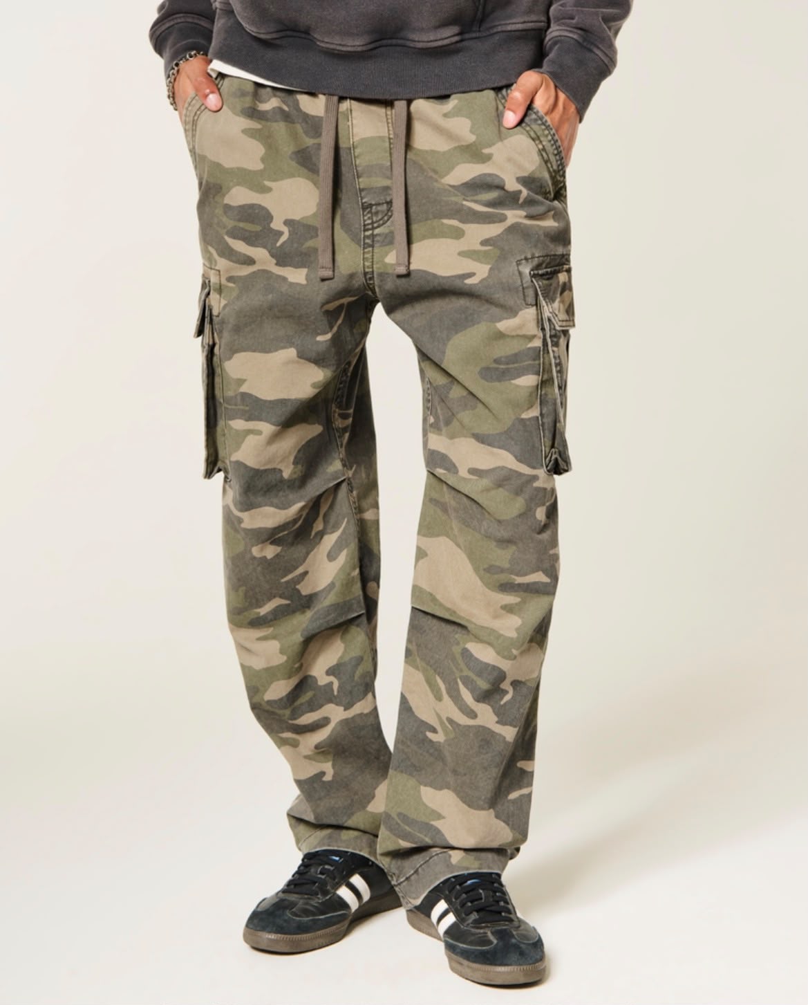 Hollister - Baggy Cargo Pants