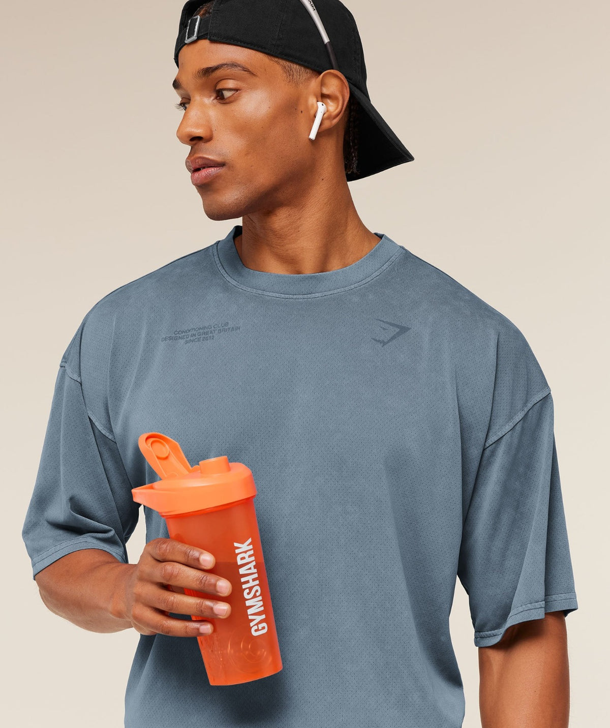 Gymshark - Shaker Bottle Black IMMEDIATE