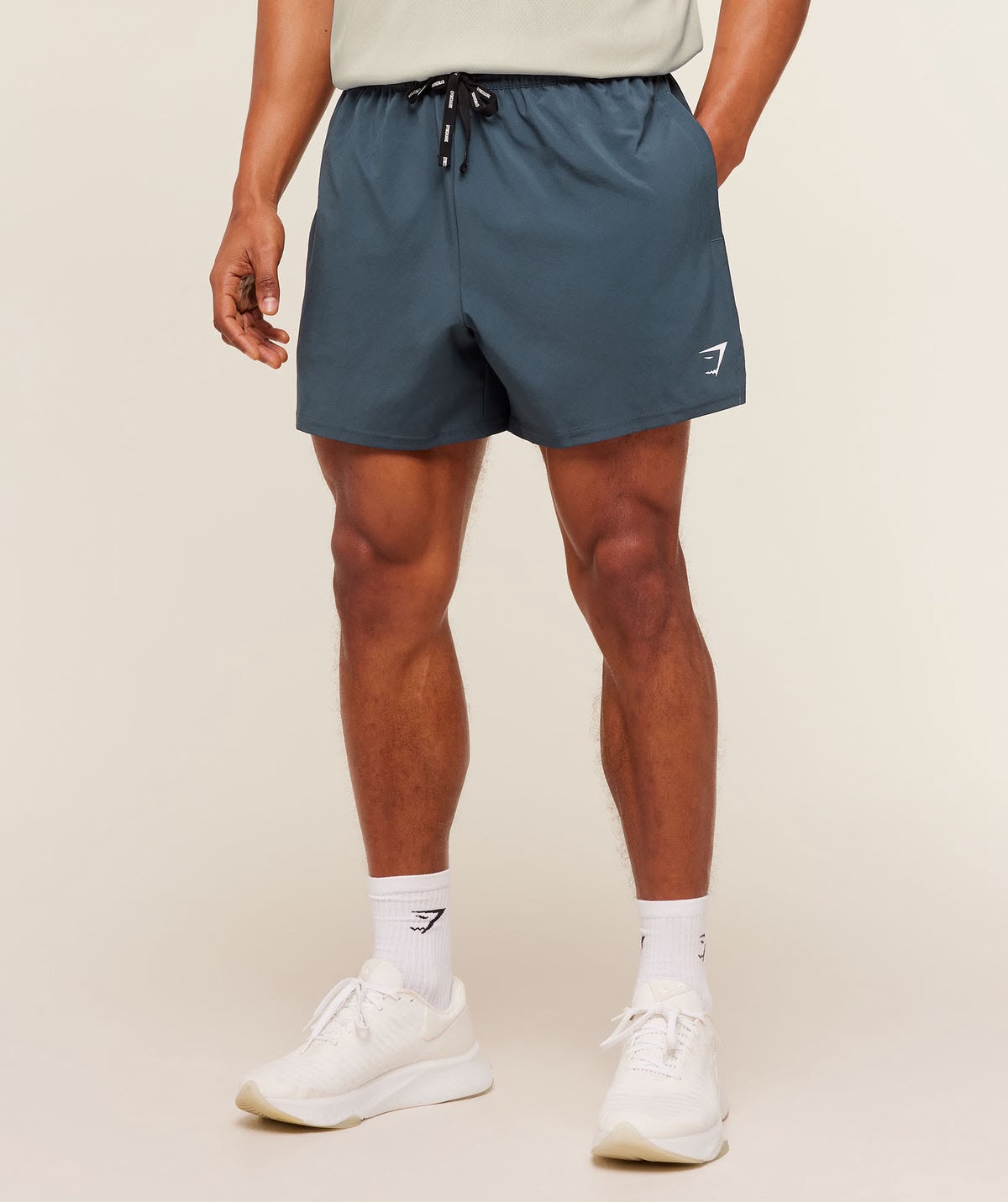 GYMSHARK - Train 5" Shorts