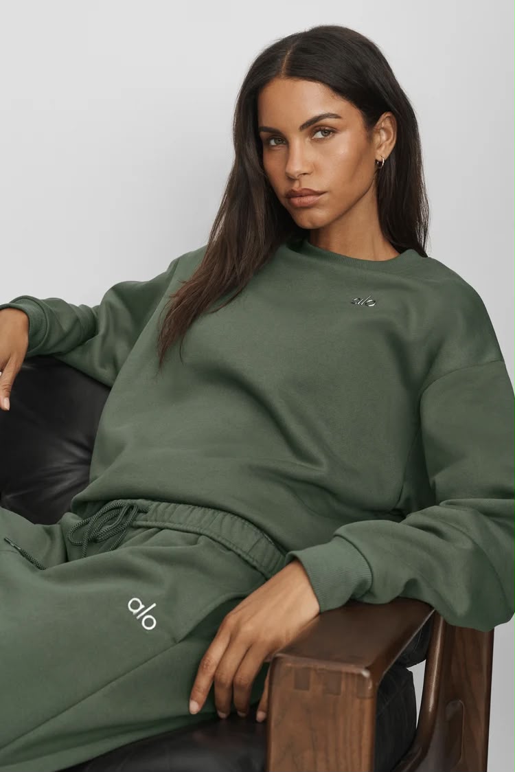 ALO YOGA - Accolade Crew Neck Pullover
