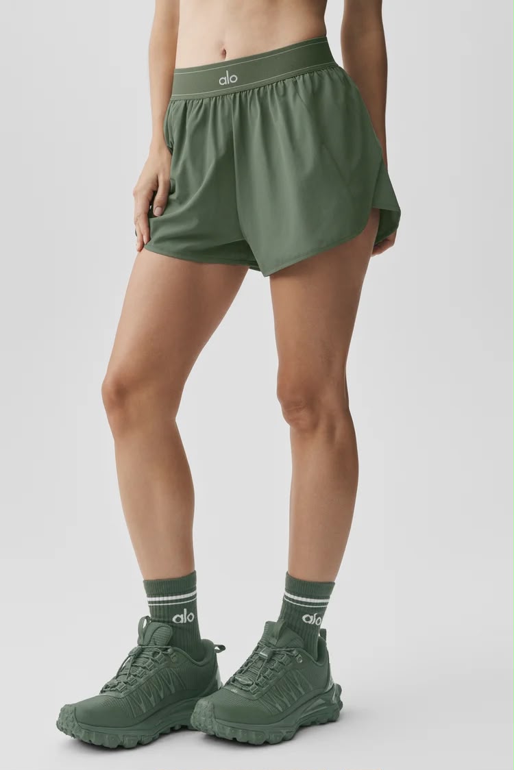 ALO YOGA - Match Point Short