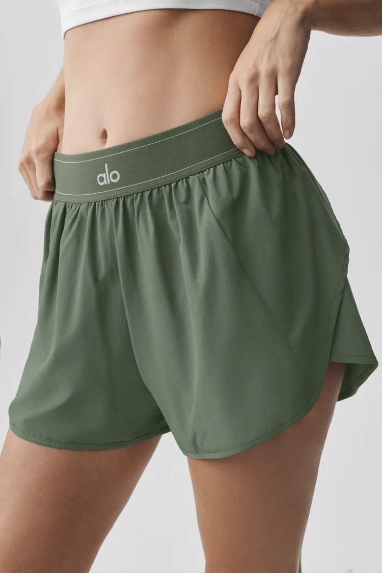 ALO YOGA - Match Point Short