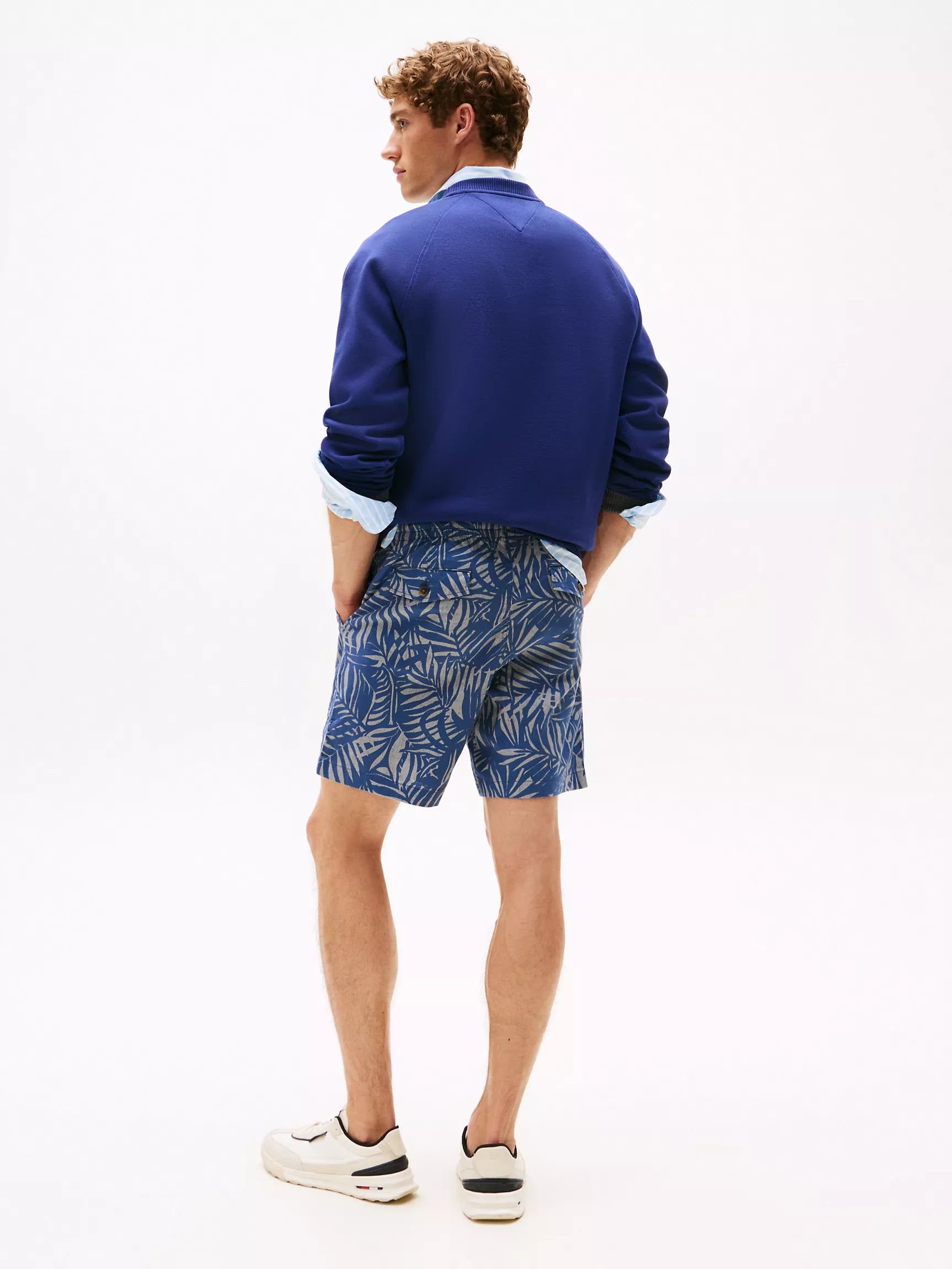 7" Palm Print Stretch Cotton-Linen Short