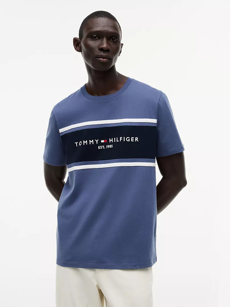 Tommy Hilfiger - Hilfiger Block Stripe Logo T-Shirt