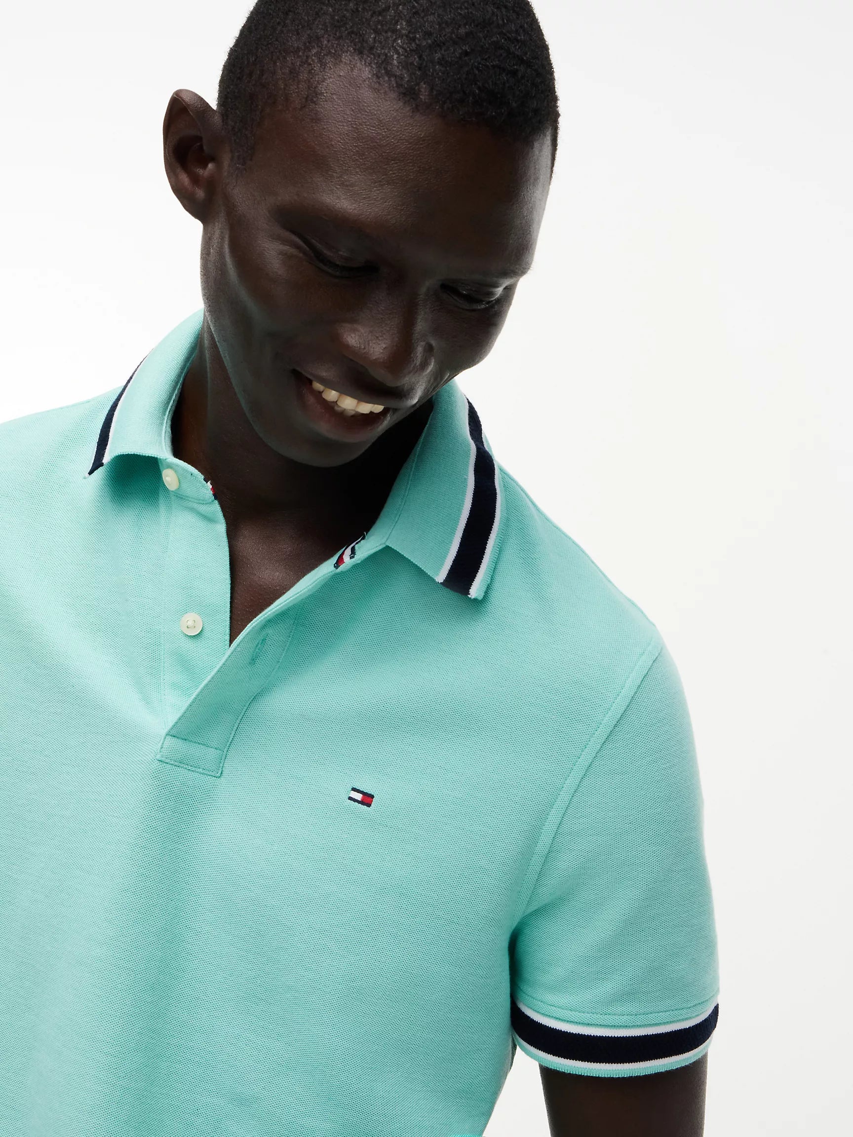 Tommy Hilfiger - Regular Fit Tipped Wicking Polo