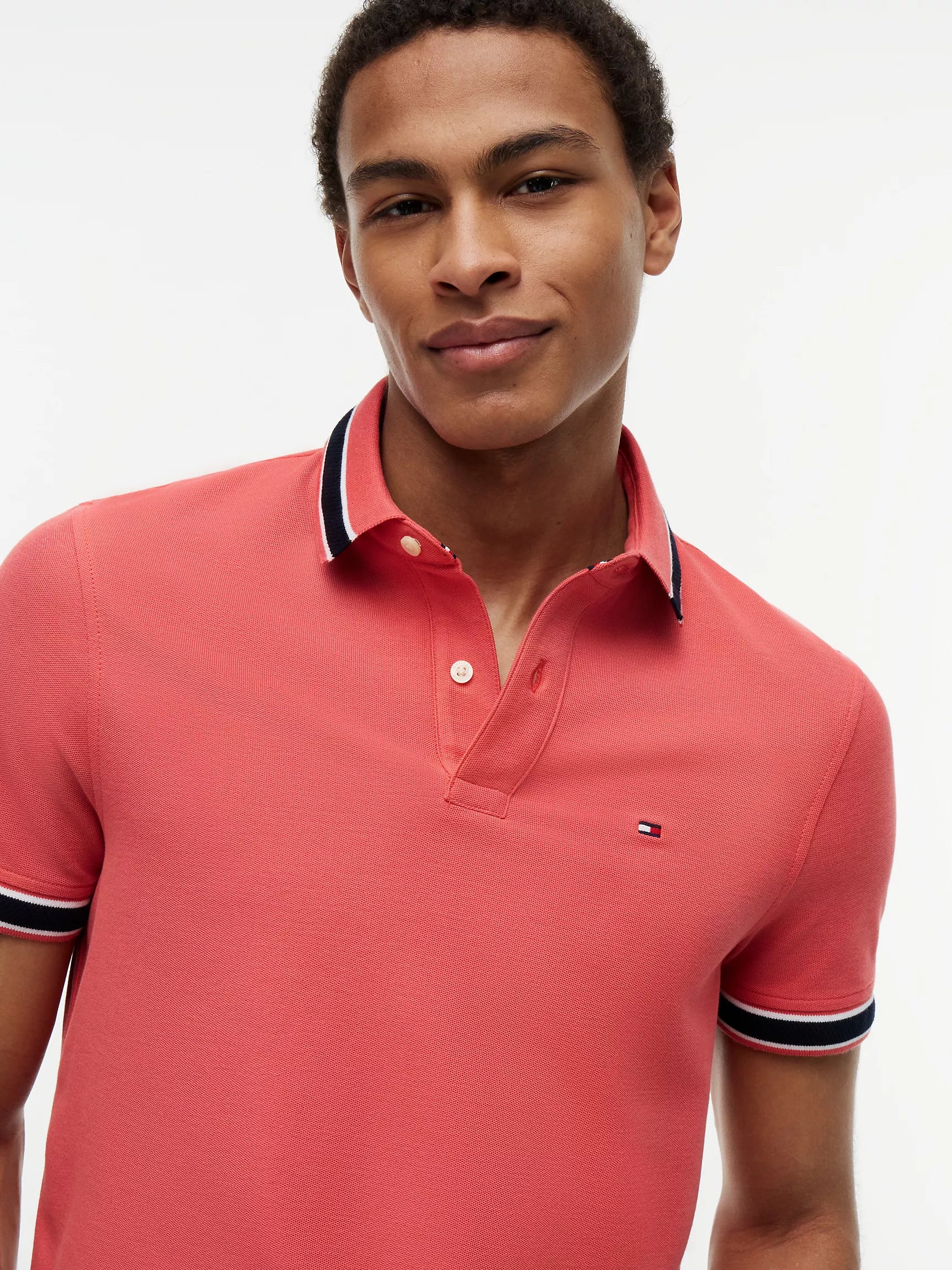 Tommy Hilfiger - Regular Fit Tipped Wicking Polo
