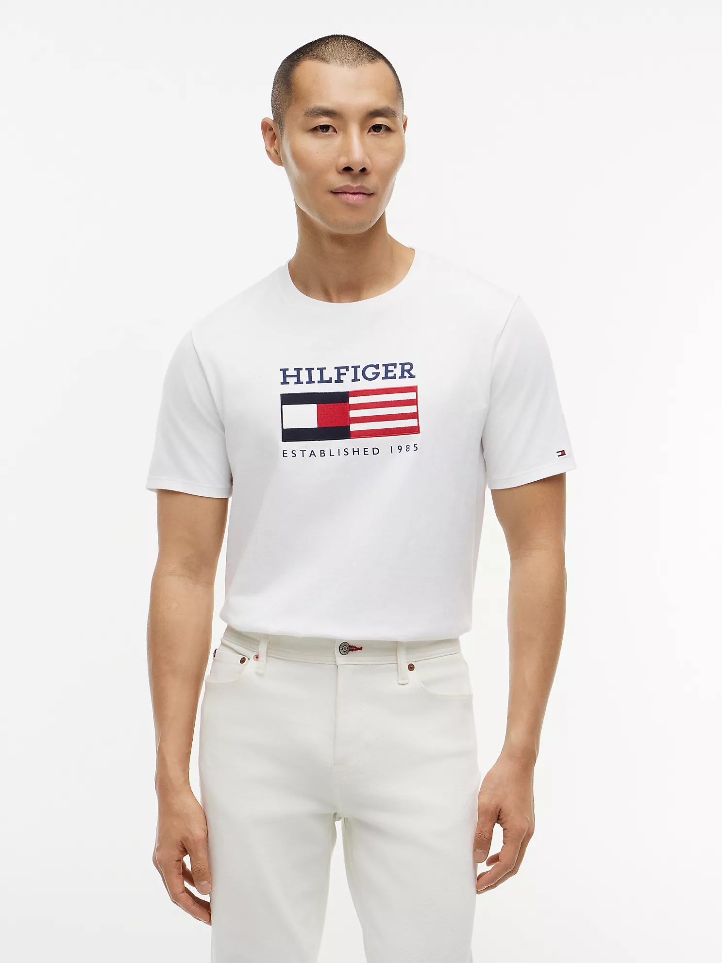 Tommy Hilfiger - Flag Logo T-Shirt