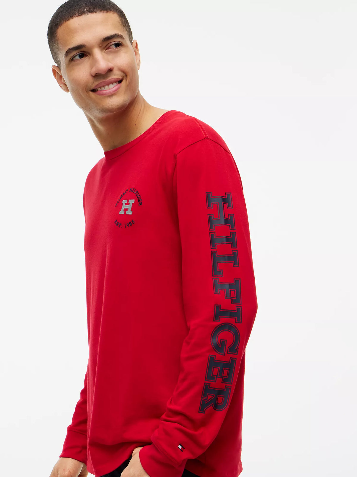 Tommy Hilfiger - Long-Sleeve Hilfiger Logo T-Shirt