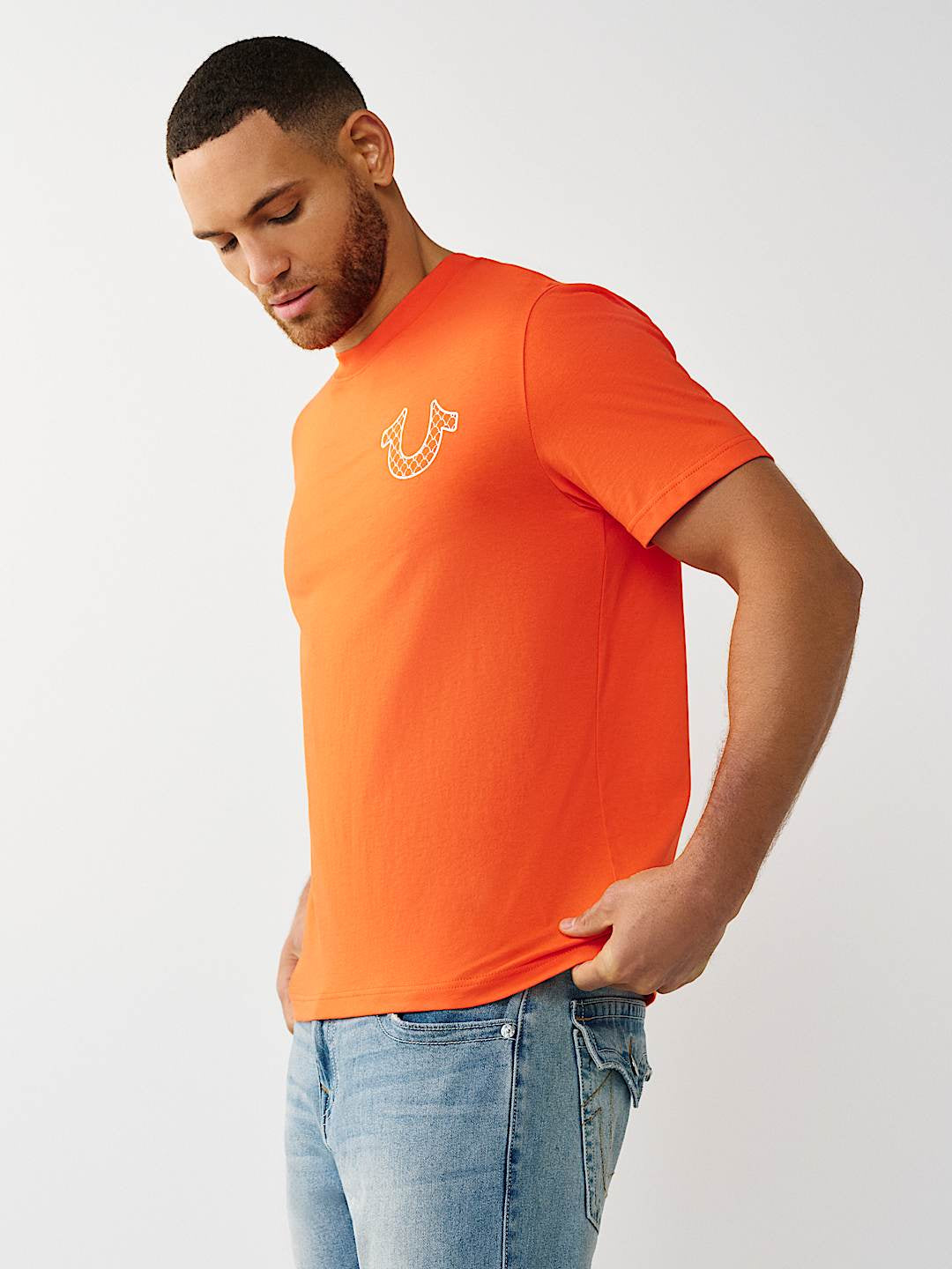 True Religion - Filled Horseshoe Script Graphic Tee