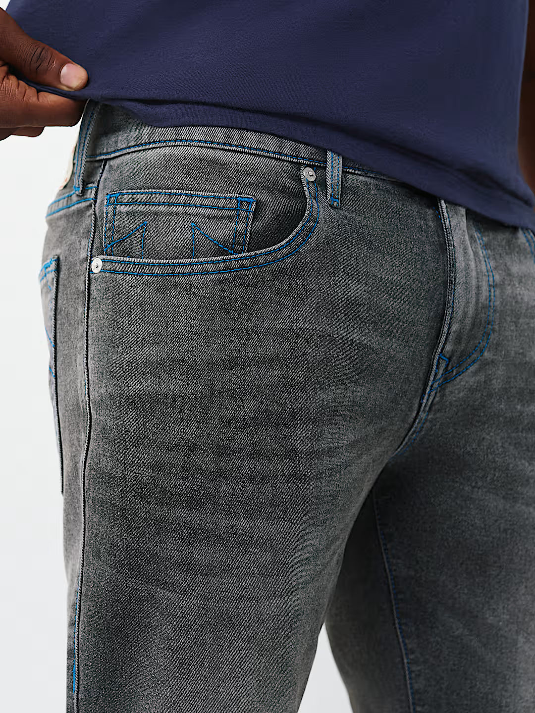 True Religion - Geno Slim Jean