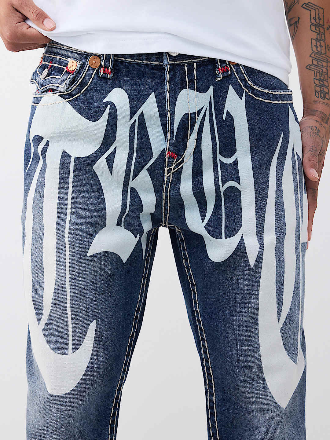 True Religion - Bobby Super T Graphic Flap Baggy Jean 32