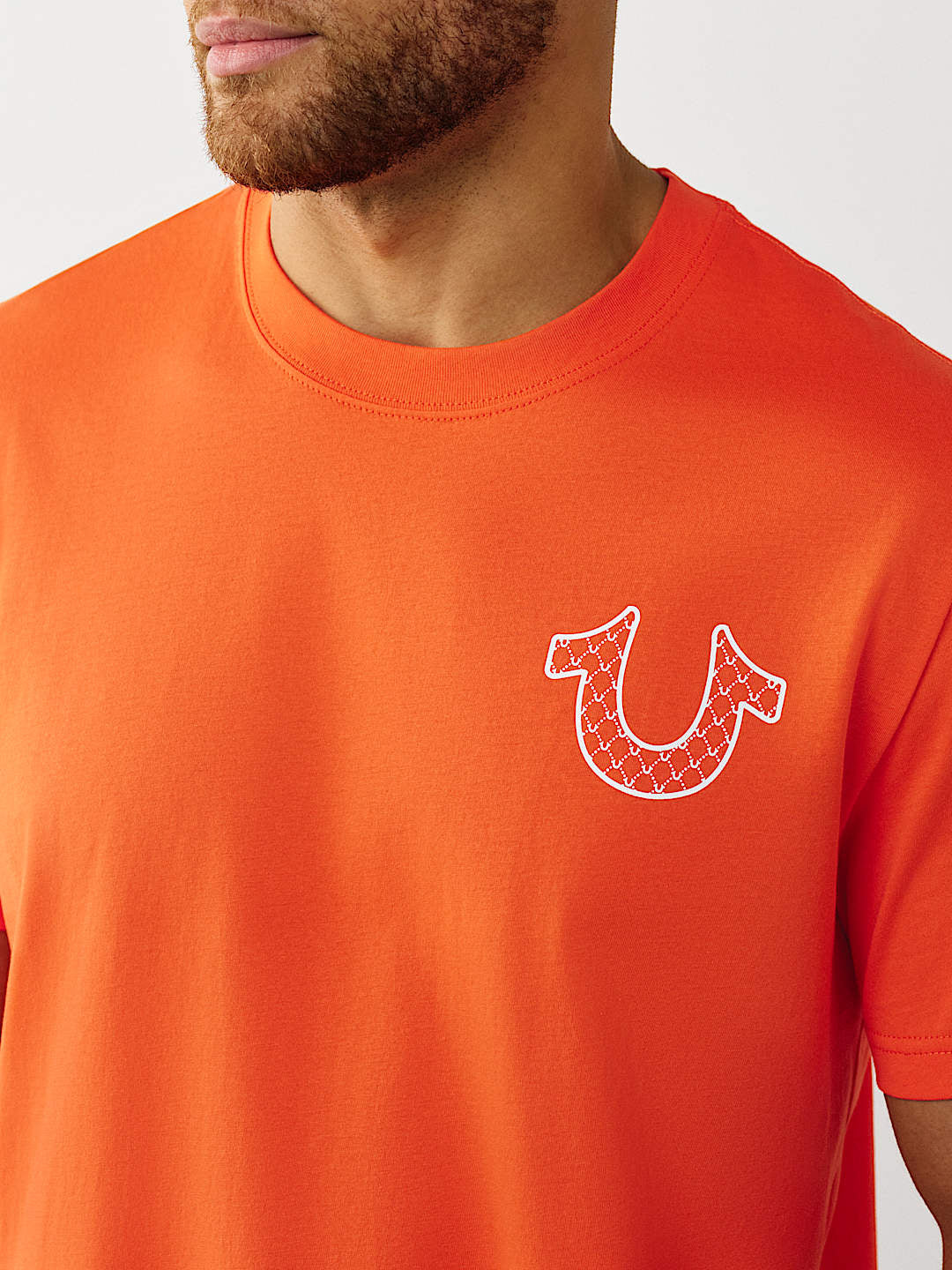 True Religion - Filled Horseshoe Script Graphic Tee