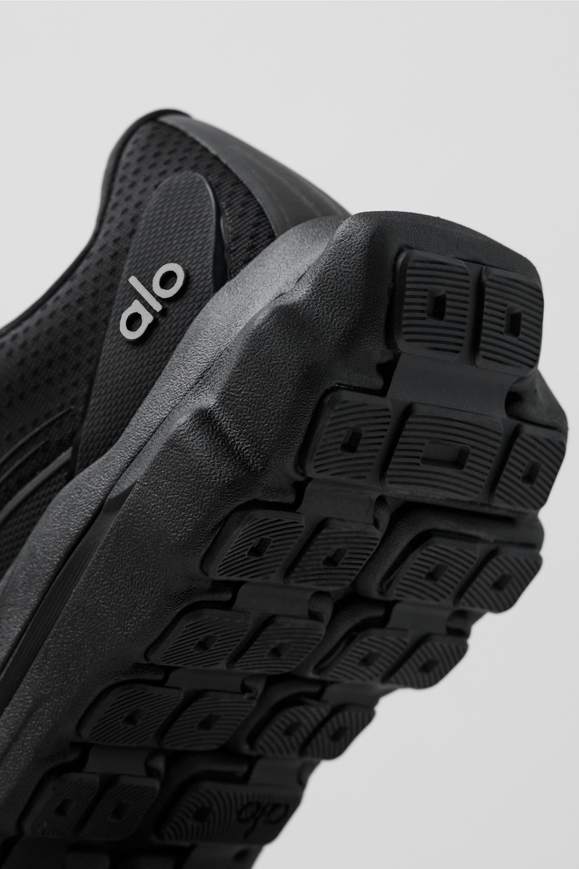 Alo Yoga - ALO Runner