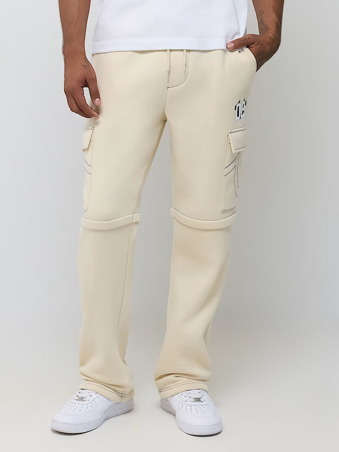 True Religion - Contrast Mfg Cargo Sweatpant