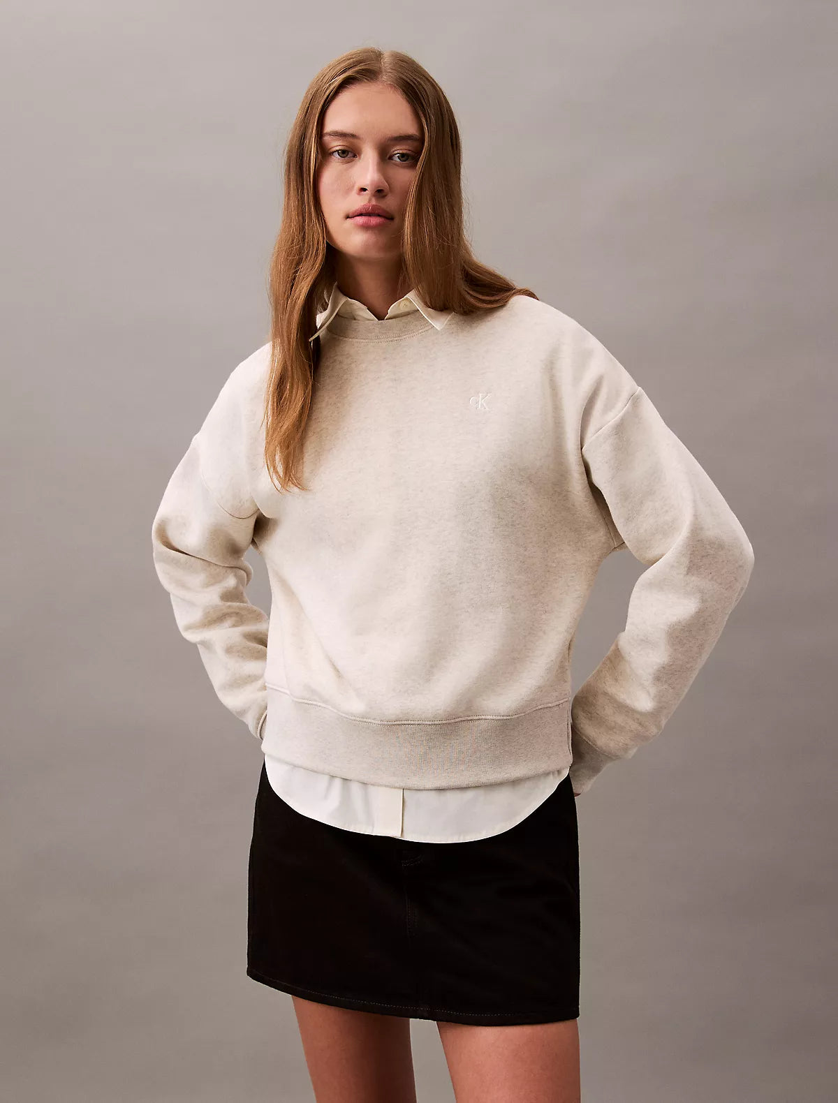 Calvin Klein - Monogram Fleece Cropped Sweatshirt