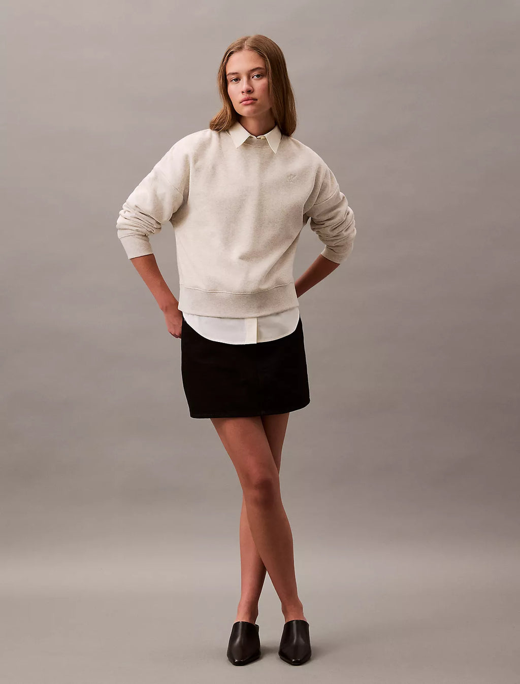 Calvin Klein - Monogram Fleece Cropped Sweatshirt