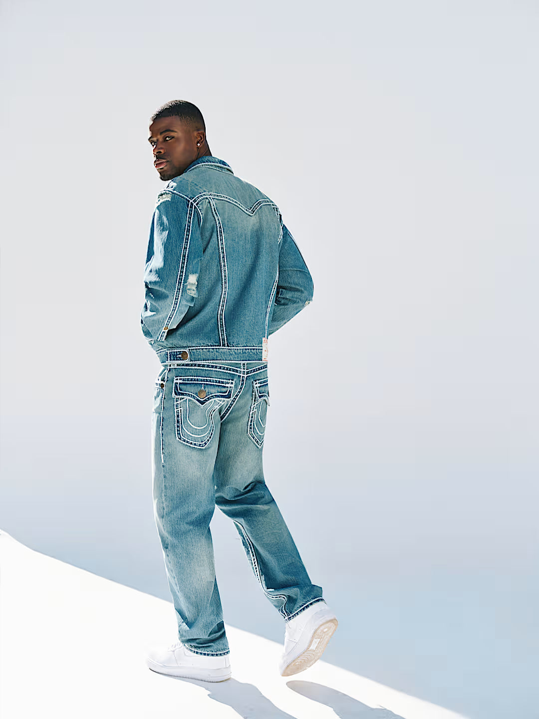 True Religion - Bobby Rope Stitch Flap Baggy Jean 32