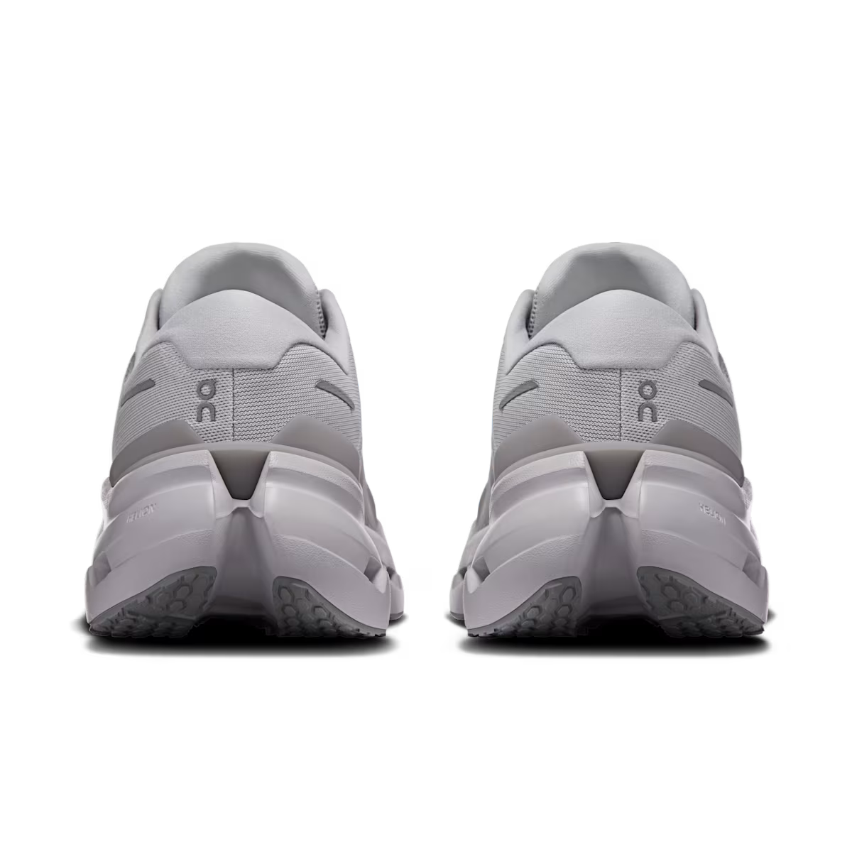 ON cloud - Cloudrunner 3