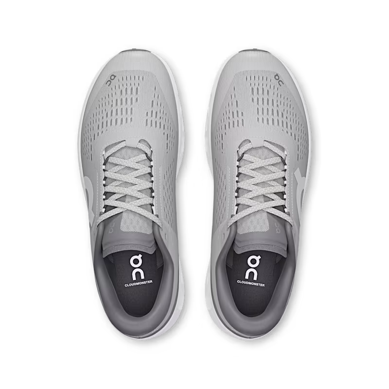 ON cloud - Cloudmonster 1