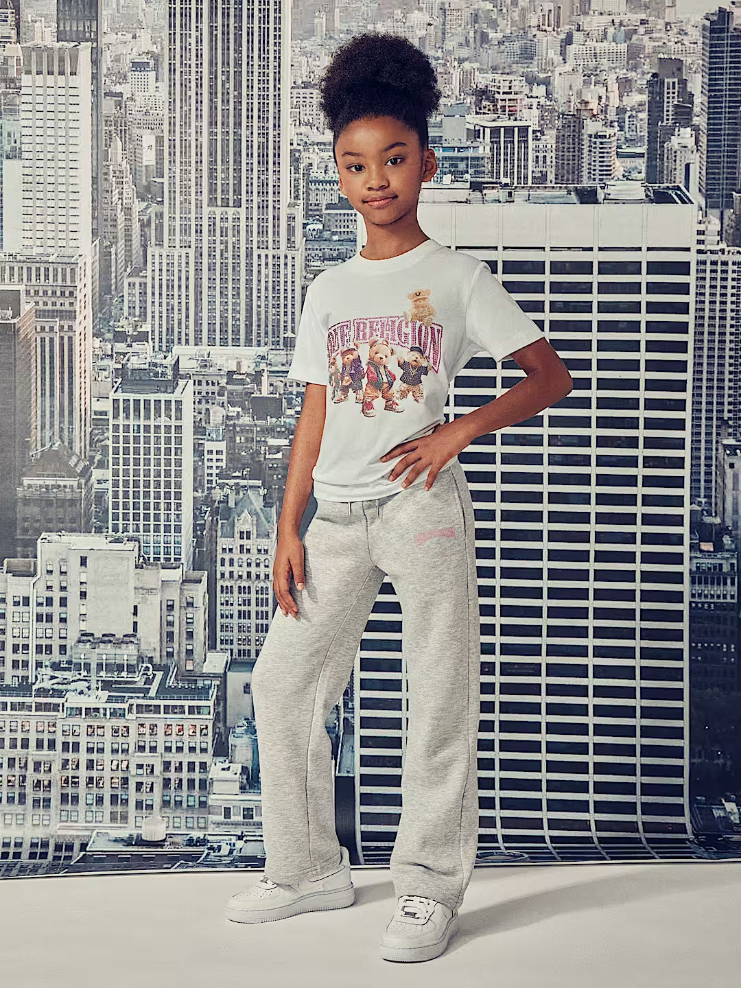 True Religion - Girls Horseshoe Wing Straight Leg Sweatpant