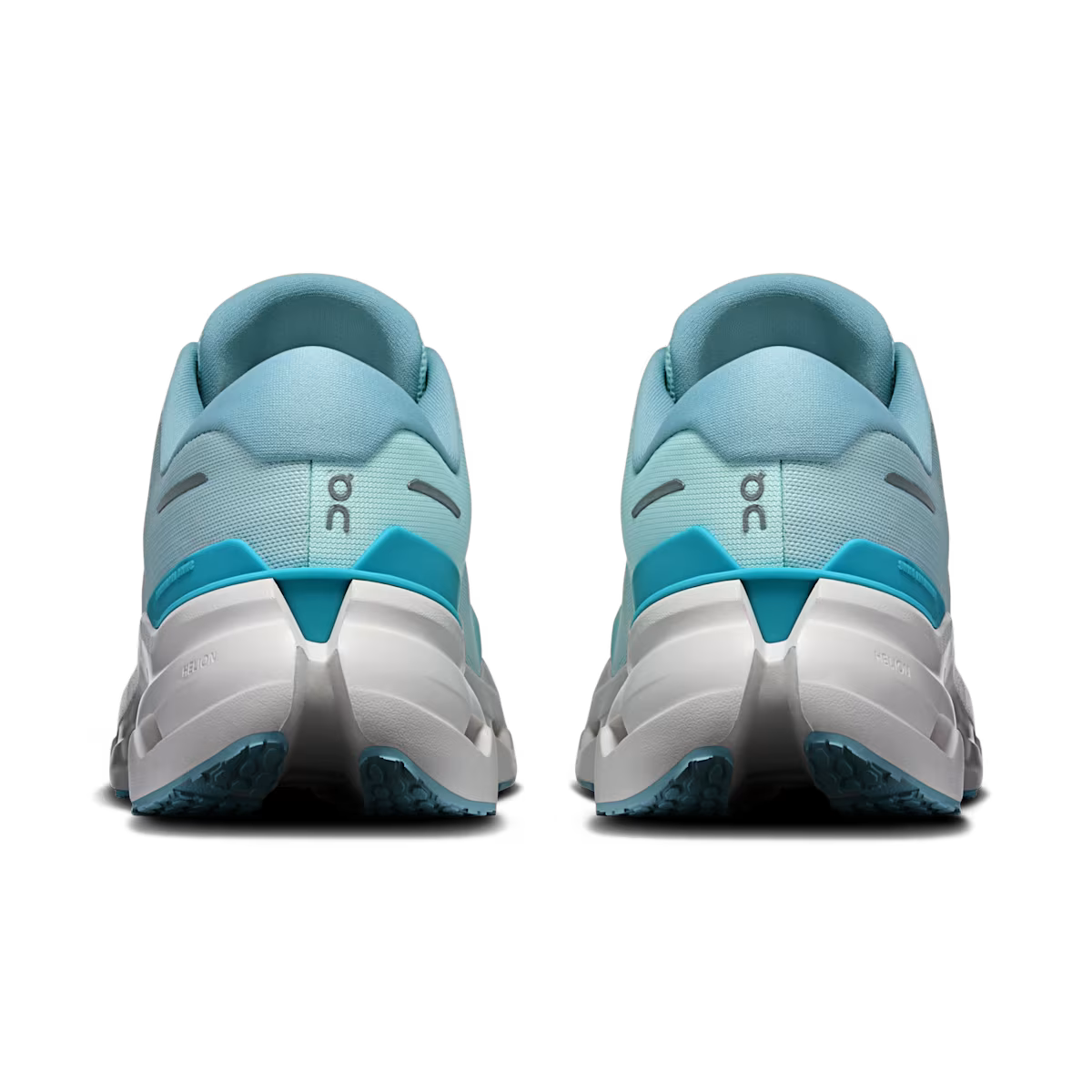 ON cloud - Cloudrunner 3