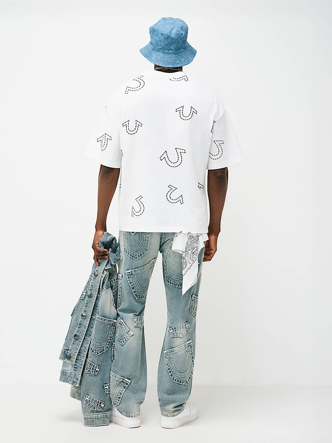 True Religion - Horseshoe Print Logo Heavyweight Oversized Tee