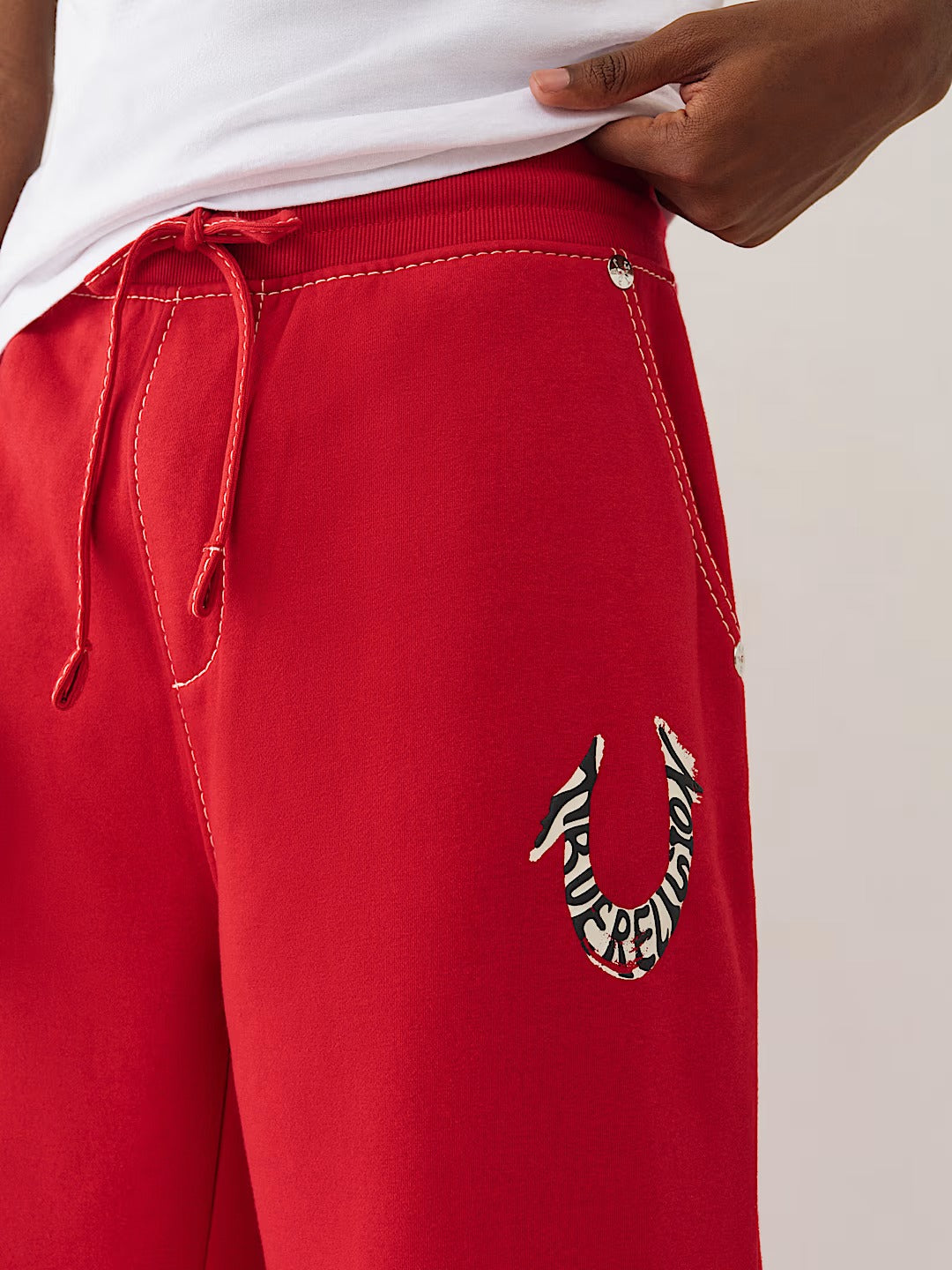 True Religion - Painted Horseshoe Baggy Big T Sweatpant