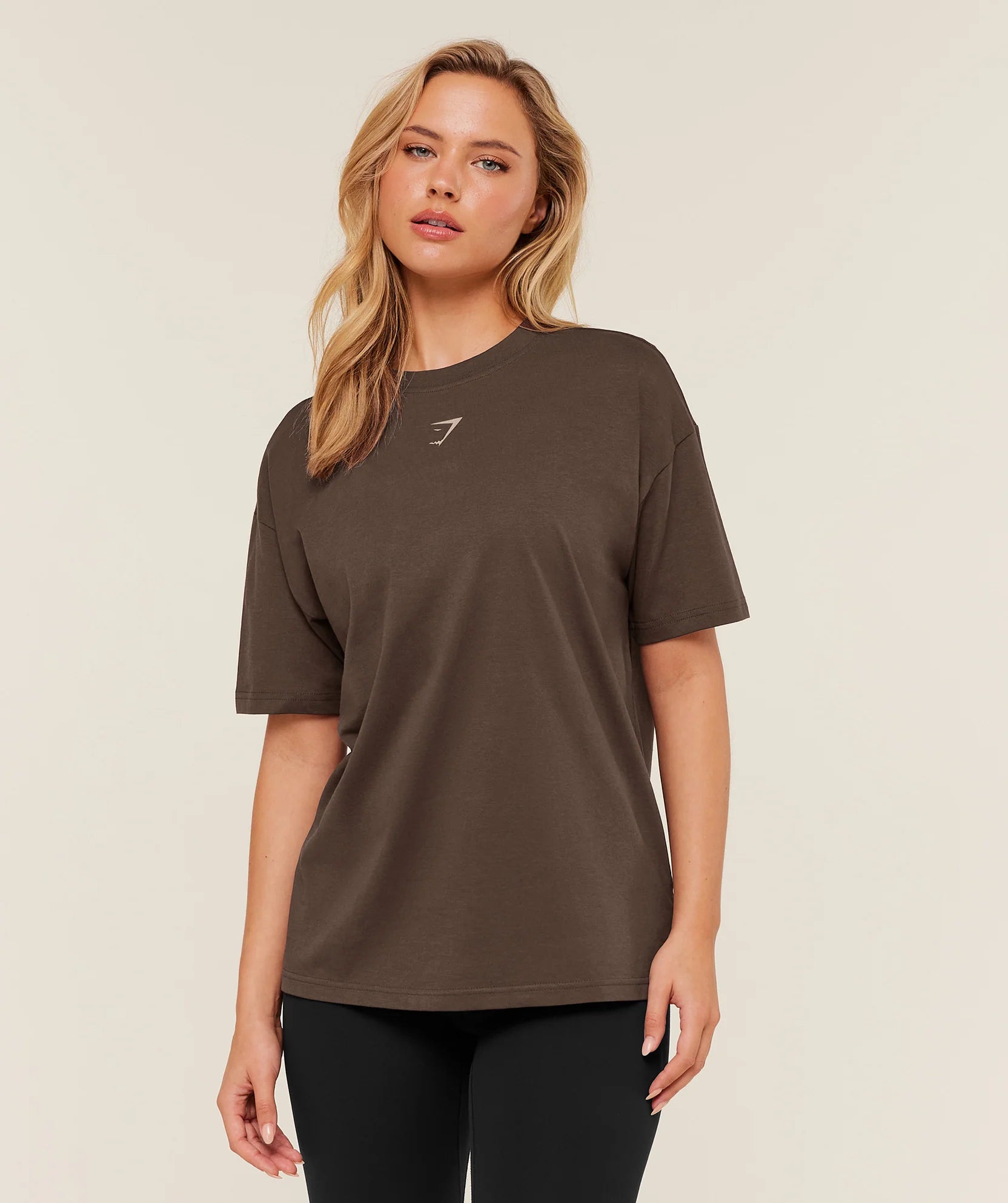 GYMSHARK - Trace Graphic Oversized T-Shirt