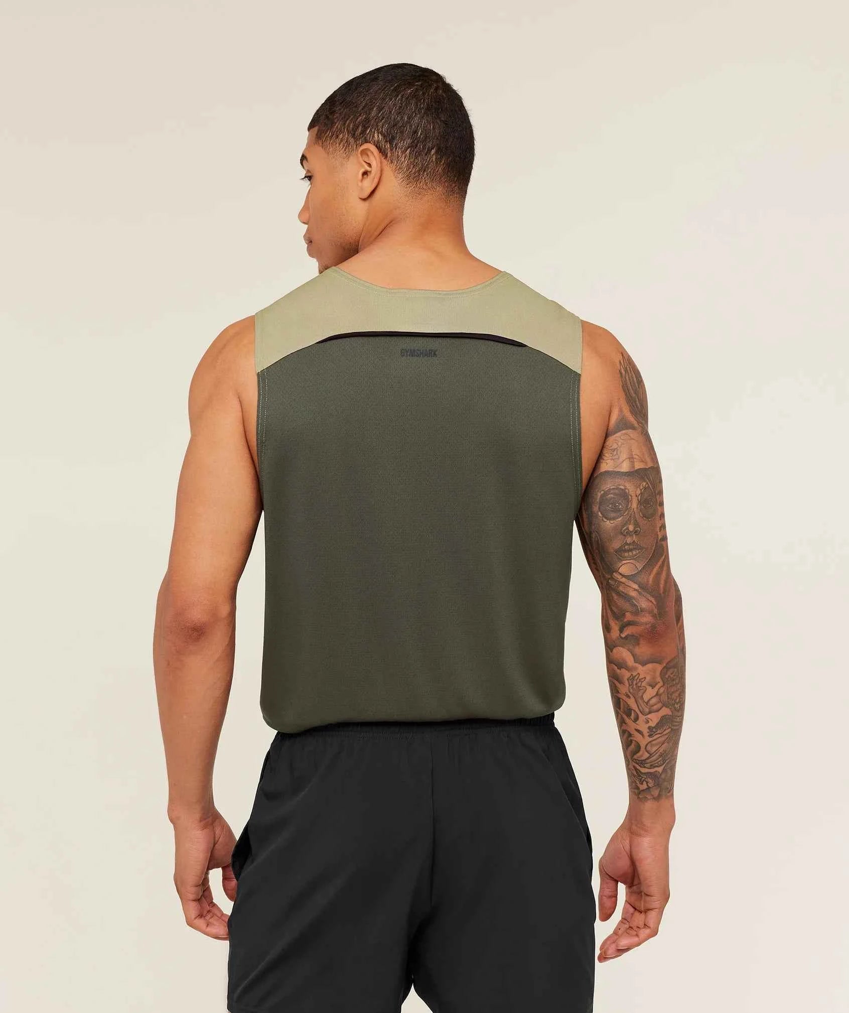 GYMSHARK - Arrival Contrast Tank