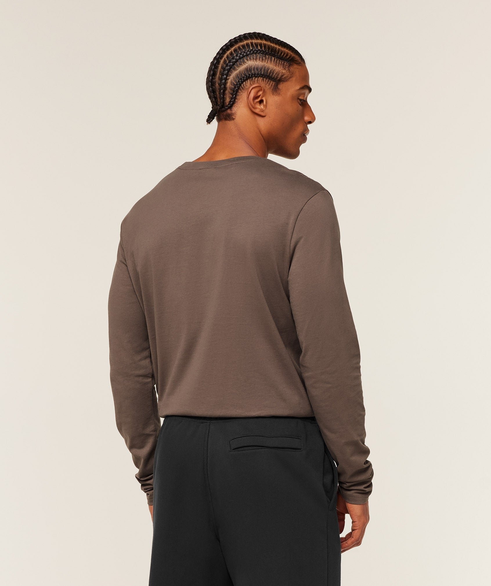 GYMSHARK - Crest Long Sleeve T-Shirt