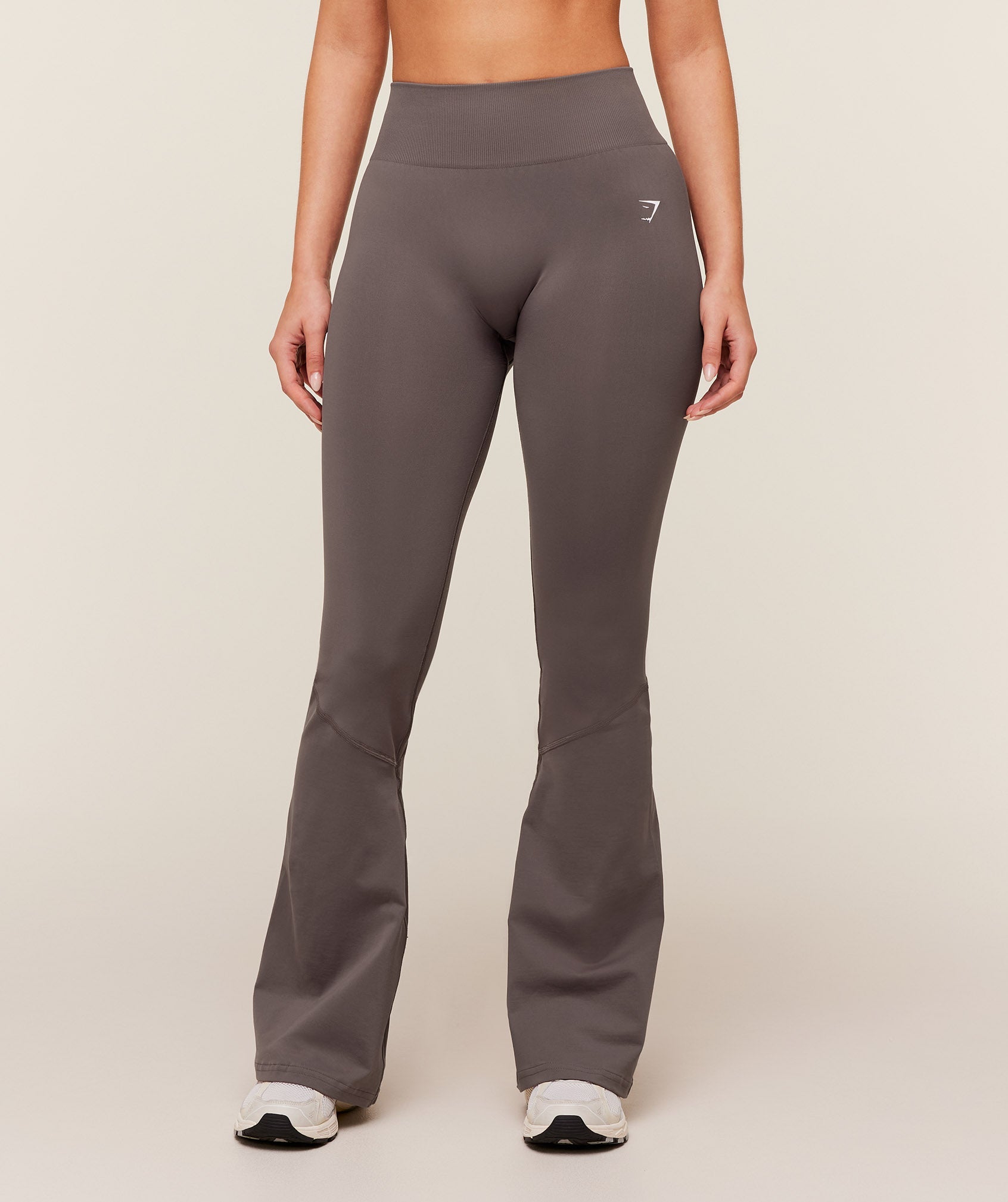 GYMSHARK - Everyday Seamless Flared Legging 2.0