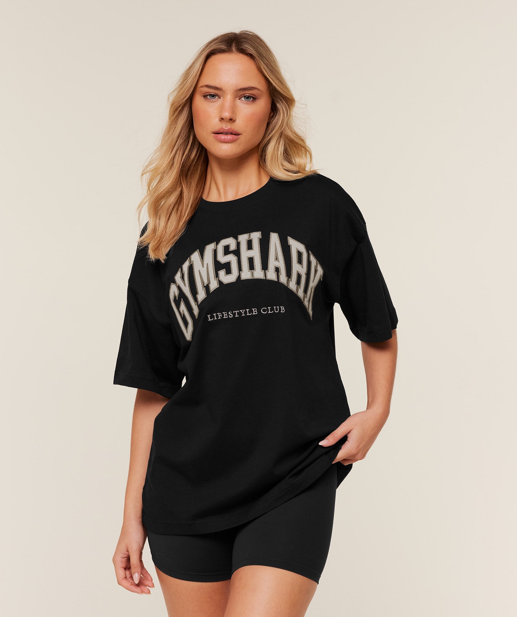 GYMSHARK - Collegiate Graphic T-Shirt