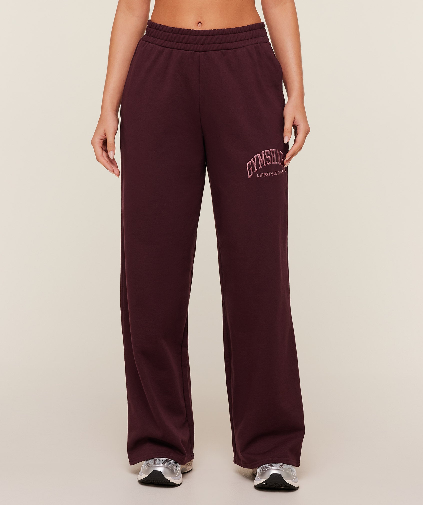 GYMSHARK - Collegiate Graphic Straight Leg Jogger