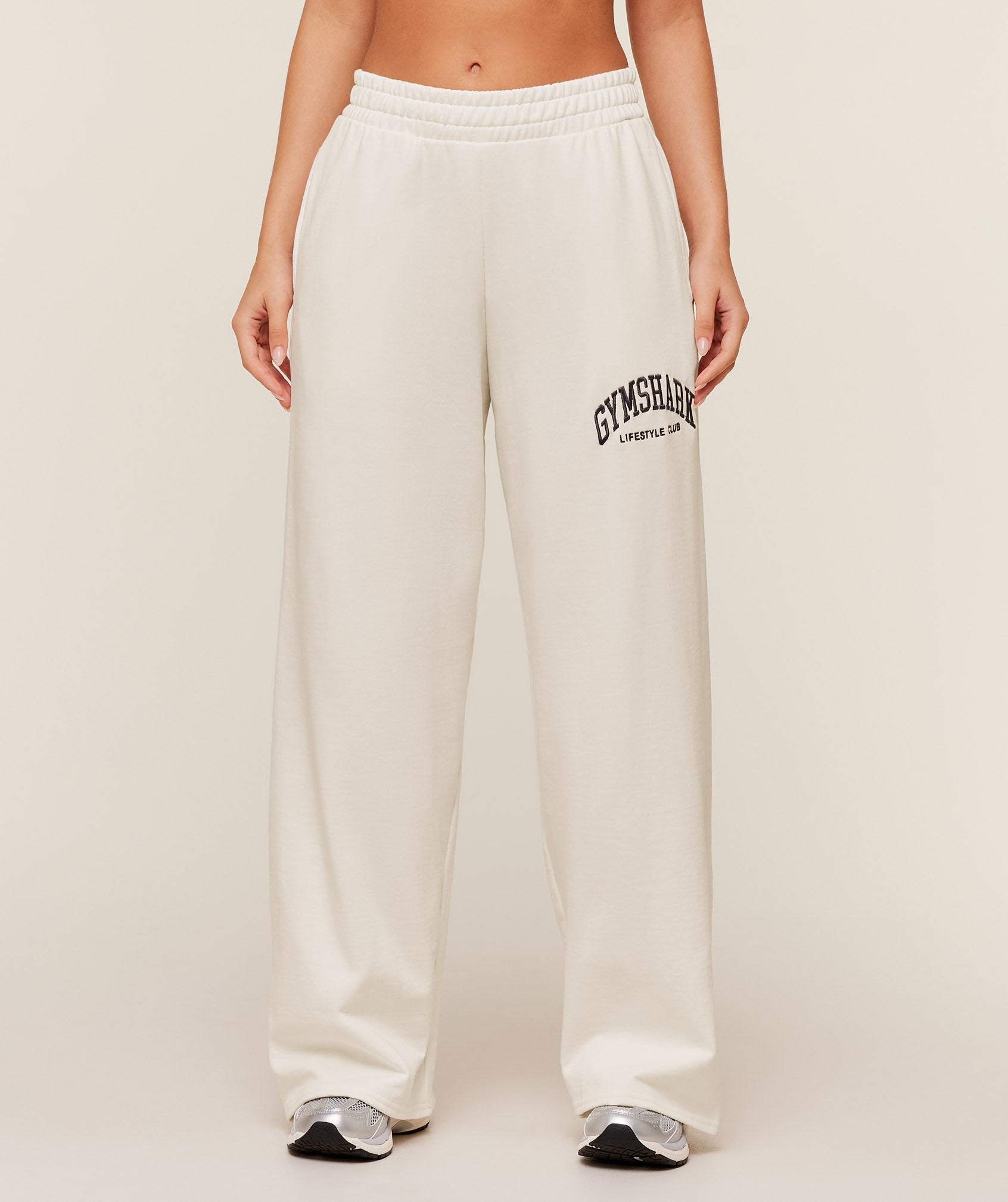 GYMSHARK - Collegiate Graphic Straight Leg Jogger