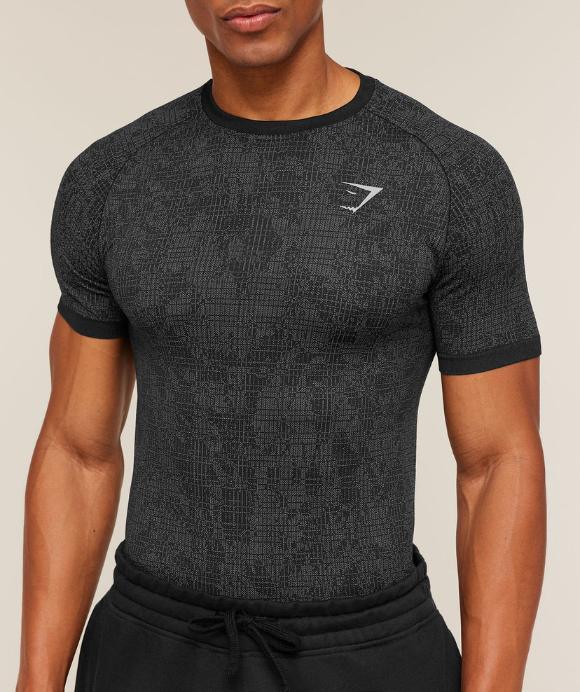 GYMSHARK - Geo Seamless Grid T-Shirt IMMEDIATE